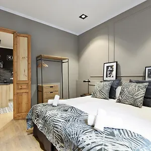 Sagrada266 By Chicstays Apartment