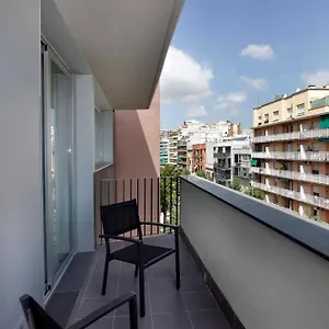 Apartamento Fisa Les Corts, Barcelona